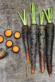 Over 200 Seeds of Black Carrot (Kaali Gaajar), Purple Capsicum, Red Okra (Laal Bhindi) & White Brinjal (Safed Baigan)